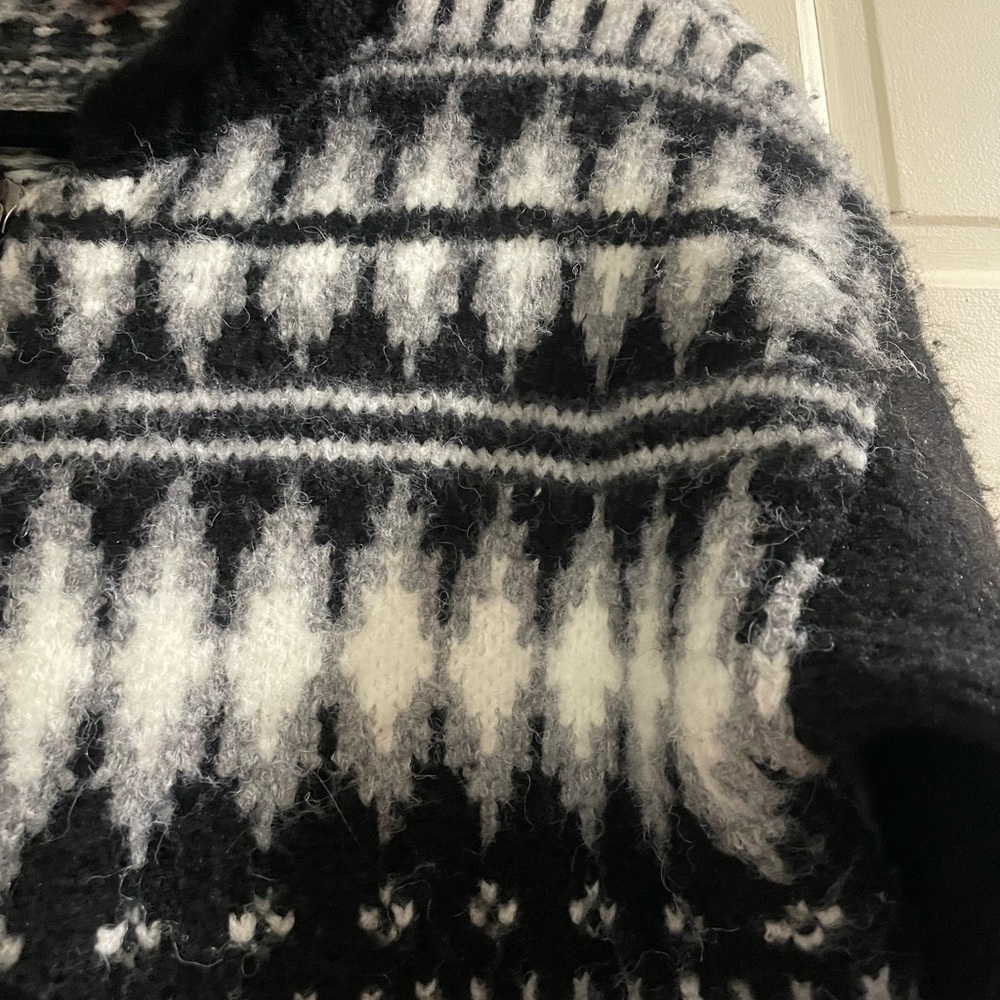 Lisa Todd Black and White Knit Sweater - Picture 3 of 6
